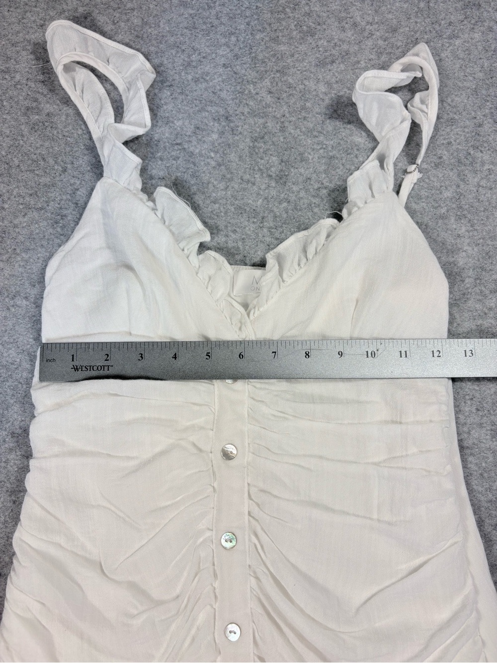 Mod on Trend White Ruched Ruffle Button Front Mini Dress Size Small - Picture 5 of 6